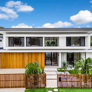 villa-poets-nest.hotelsbyronbayaustralia.com/